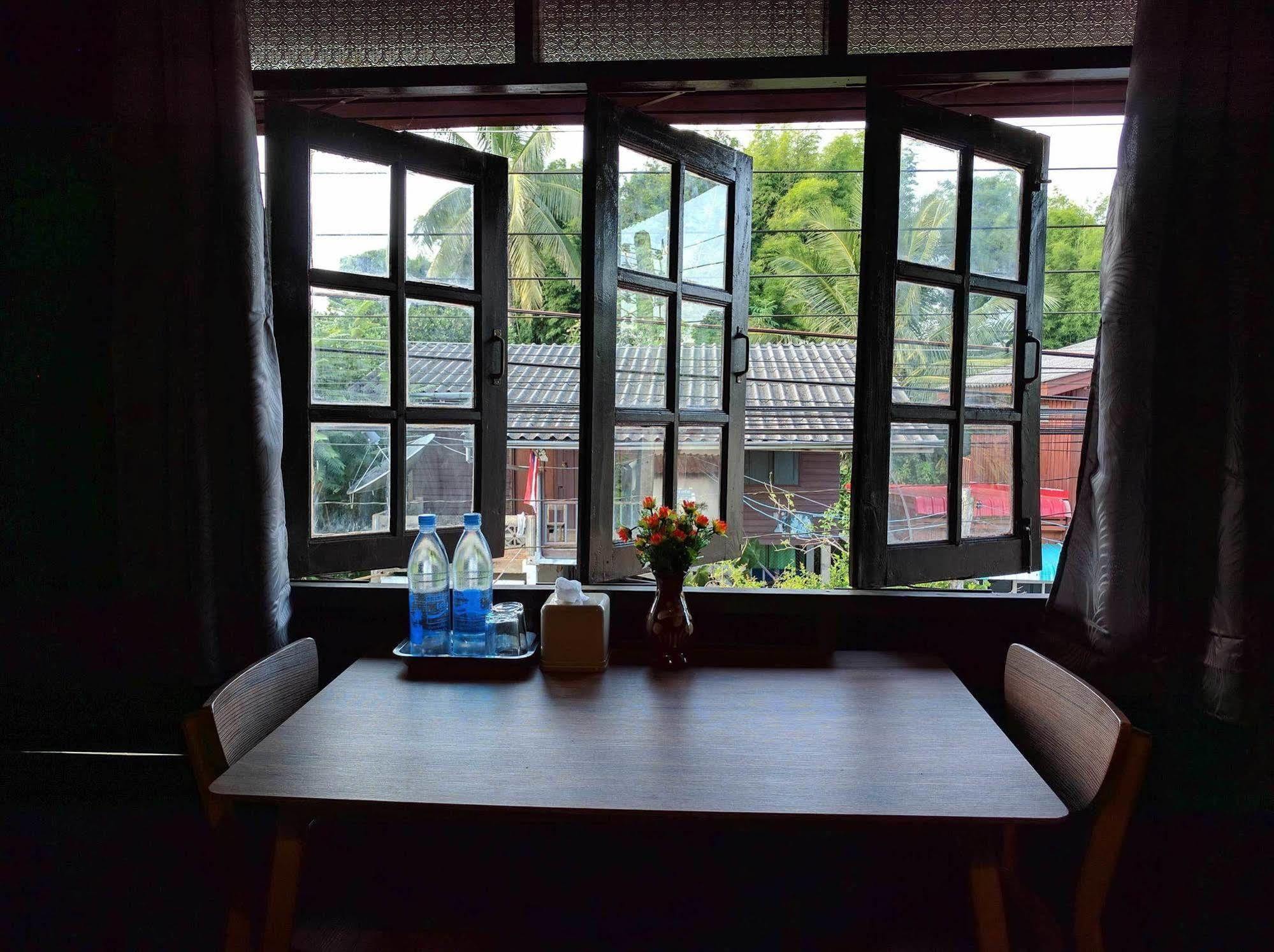 Funky Box Hostel Chiang Khong Zewnętrze zdjęcie